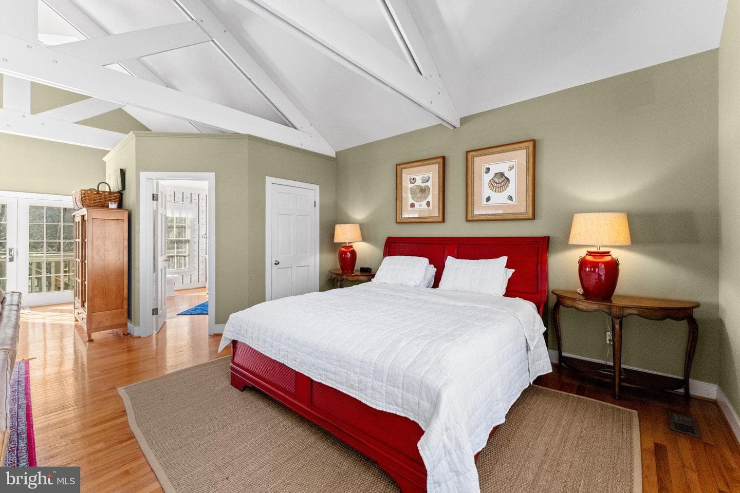 593 Glebe Road photo 43