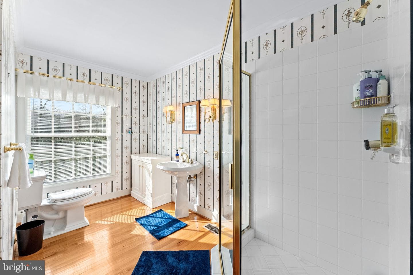 593 Glebe Road photo 44