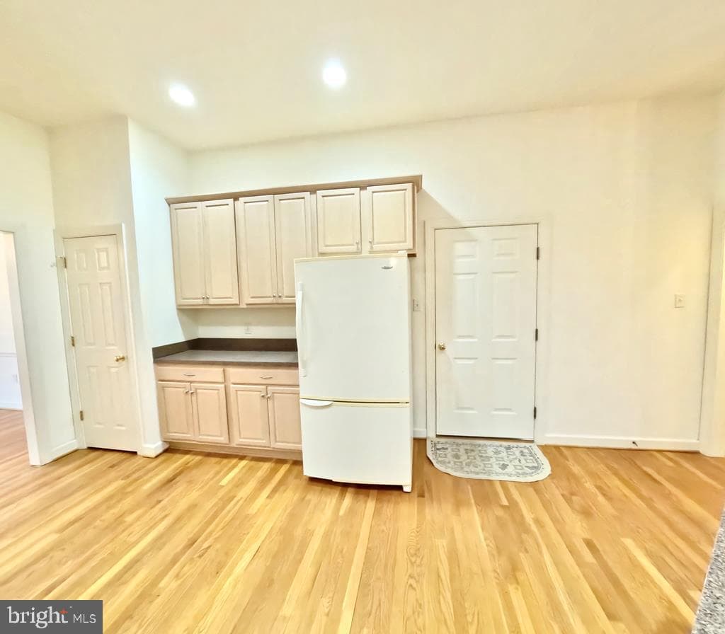 147 Sir Guy Drive photo 13