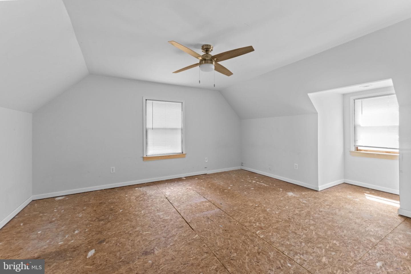 50 Flagstaff Road photo 27