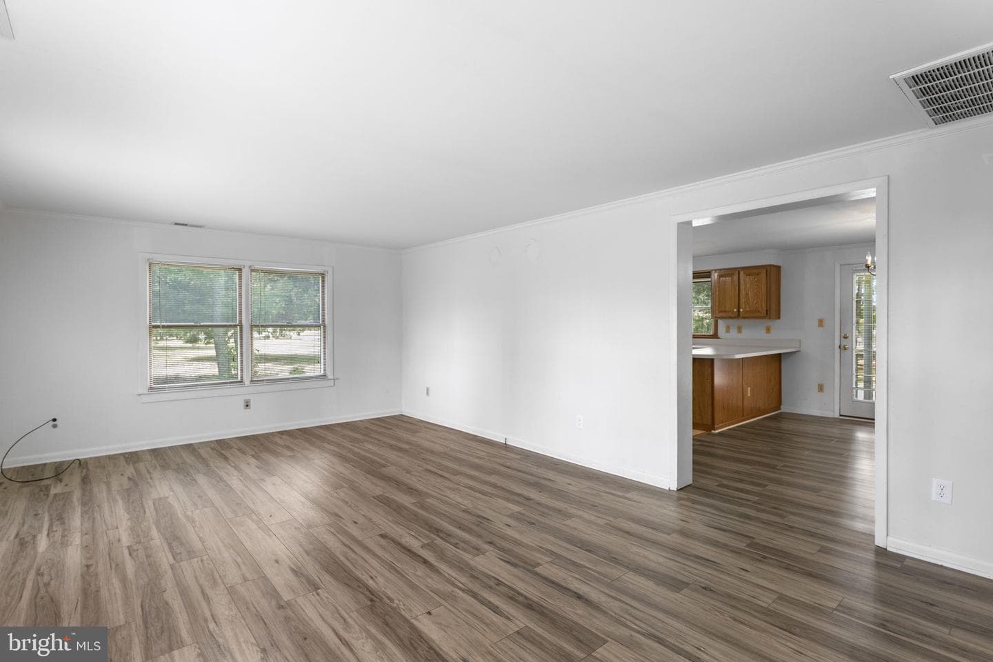 50 Flagstaff Road photo 11
