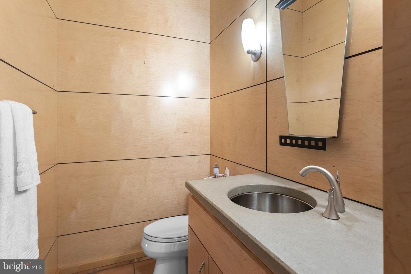 783 King Carter Drive photo 23