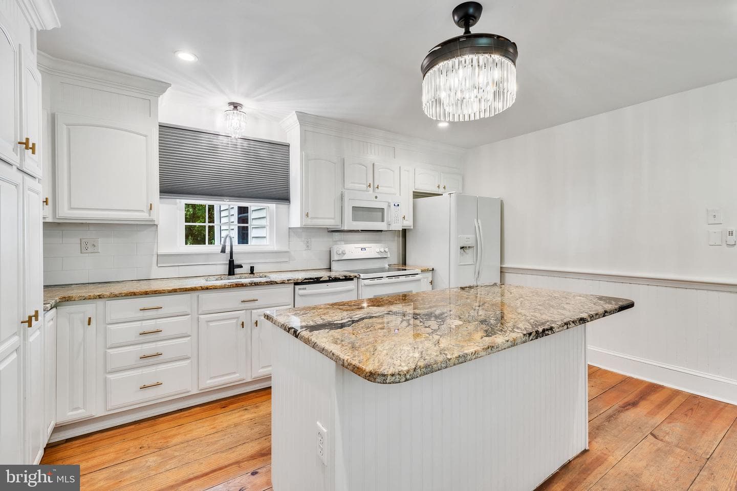 3952 Irvington Rd photo 16
