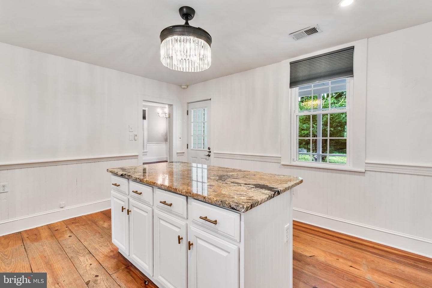 3952 Irvington Rd photo 17