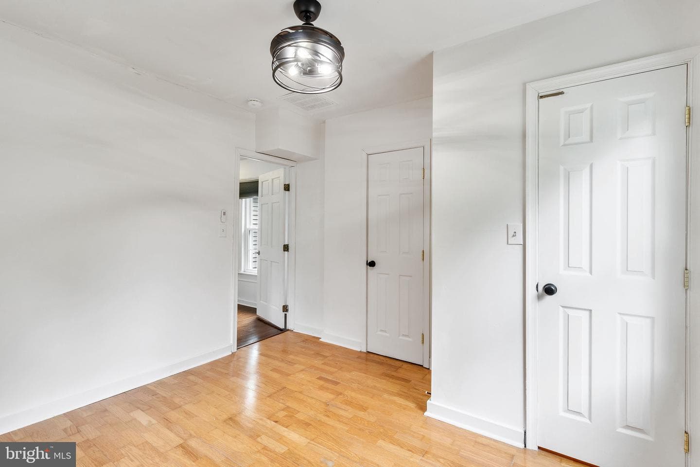 3952 Irvington Rd photo 35