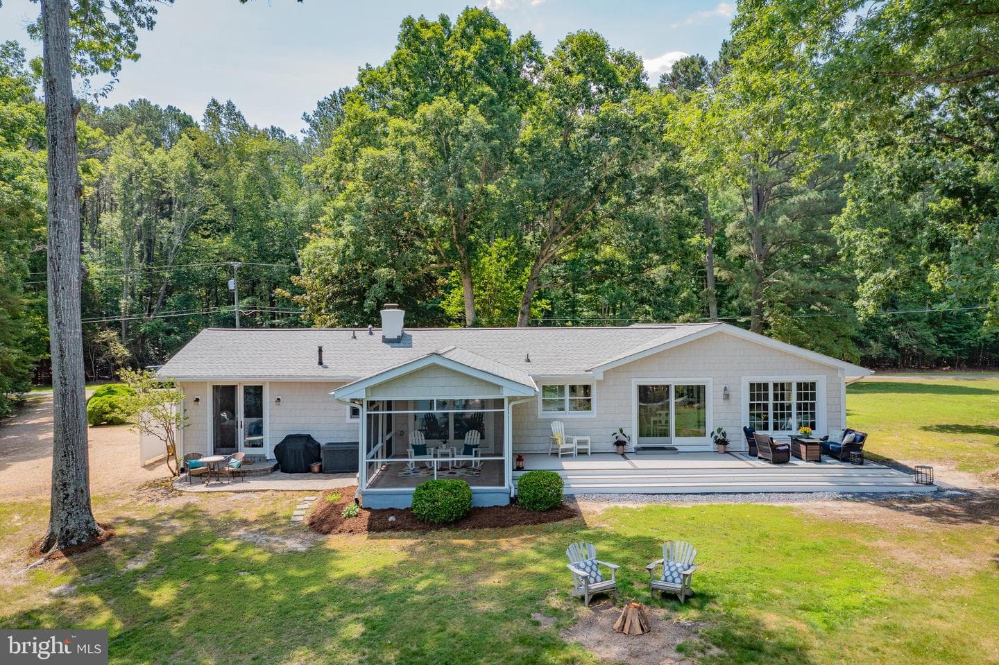 96 Larkspur Lane photo 4