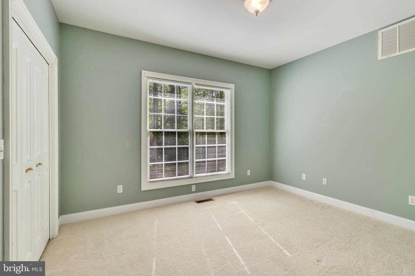 51 Grand Villa Drive photo 13