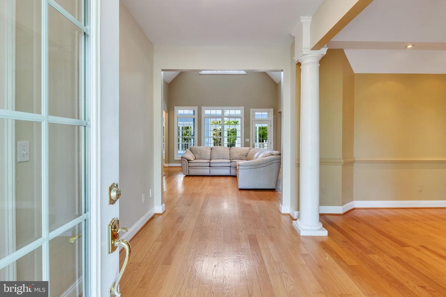 51 Grand Villa Drive photo 3