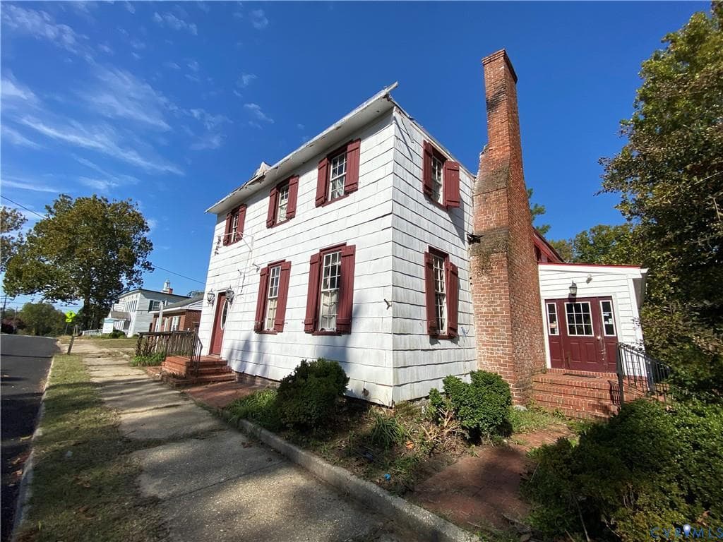 8373 Mary Ball Road, Lancaster