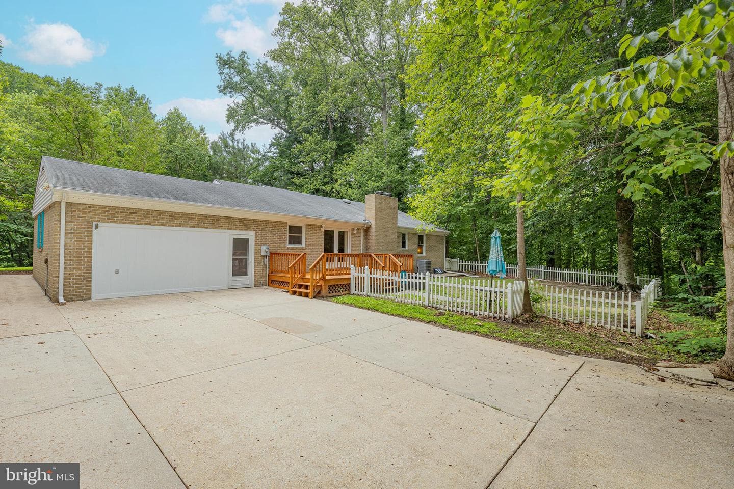 17 Wesley Terrace photo 29