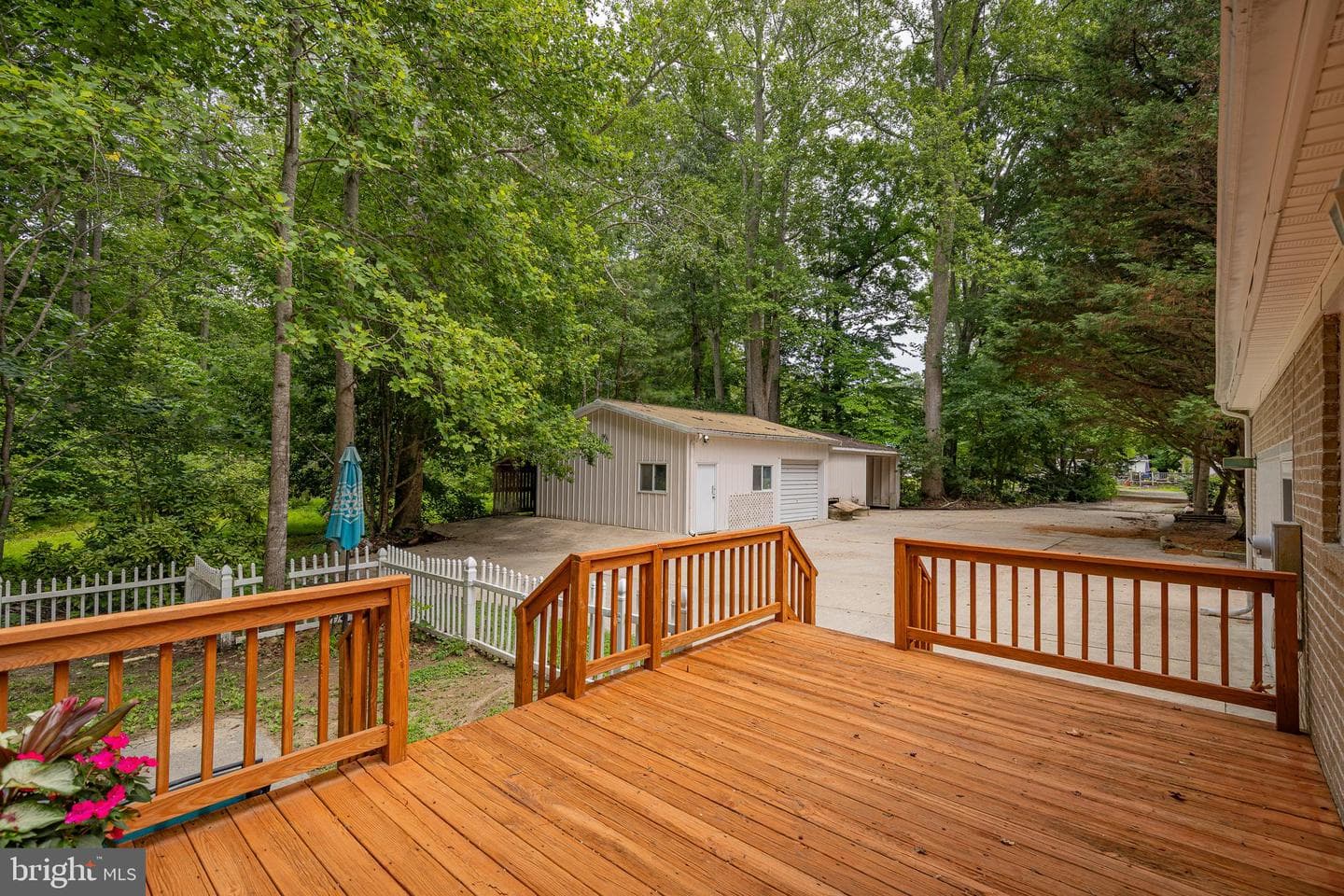 17 Wesley Terrace photo 4