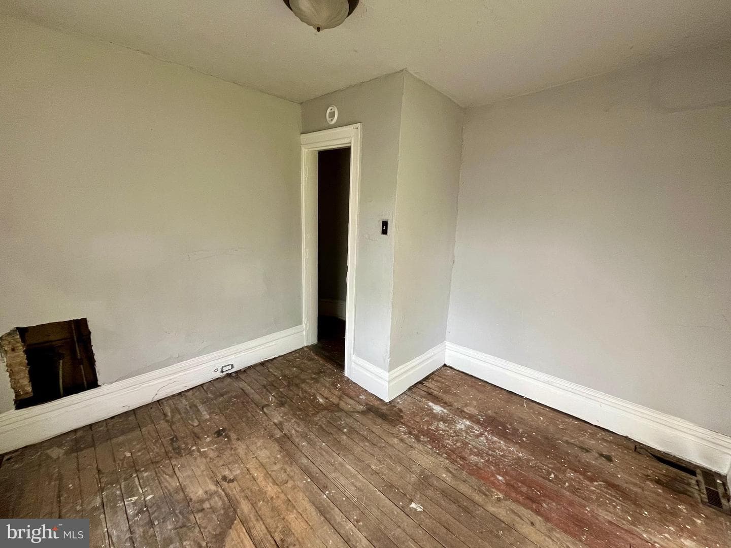 407 Carruthers Street photo 20