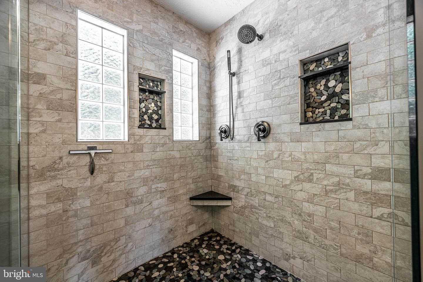 291 Courtney Hollow Road photo 15