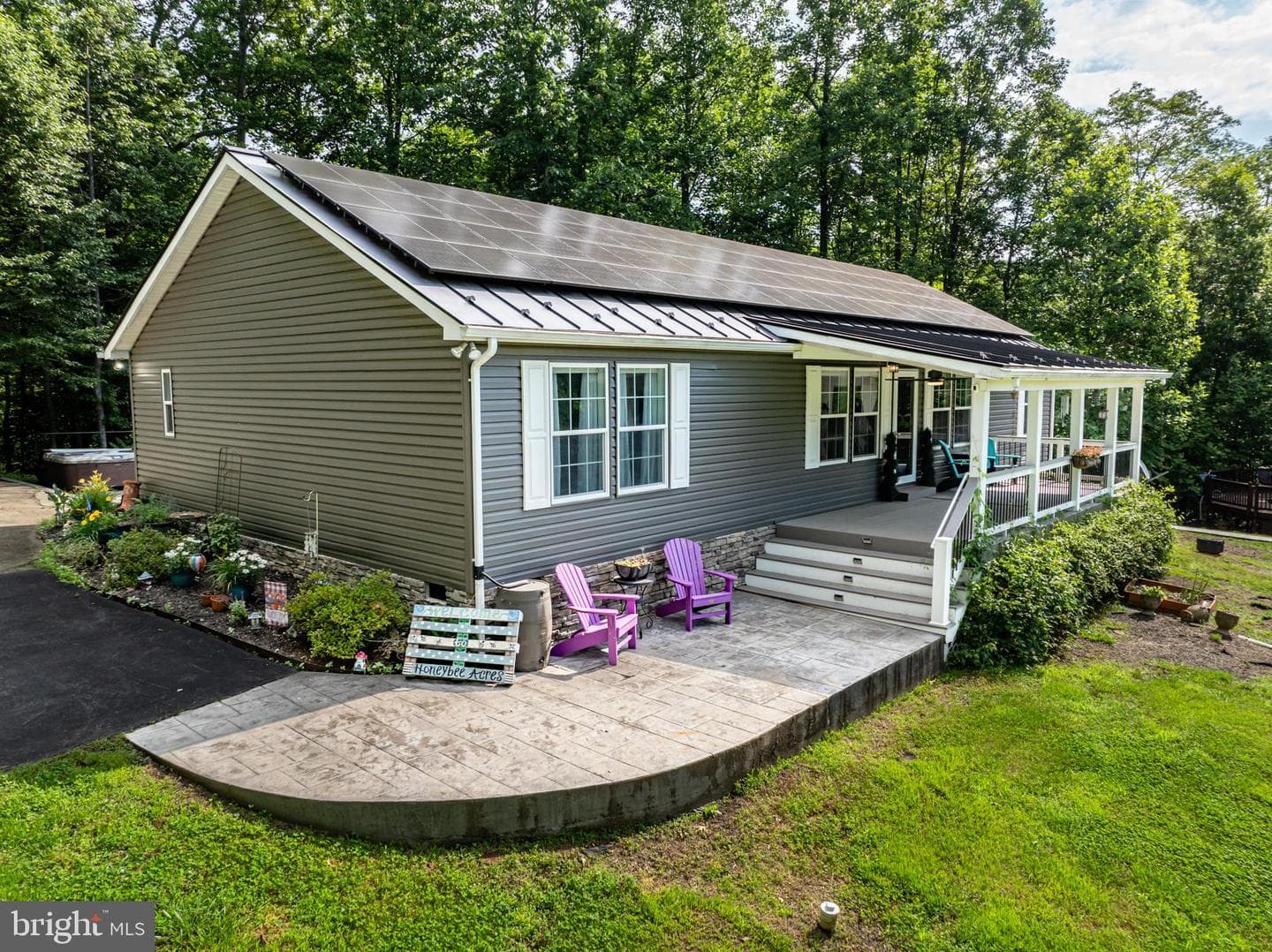 291 Courtney Hollow Road photo 2