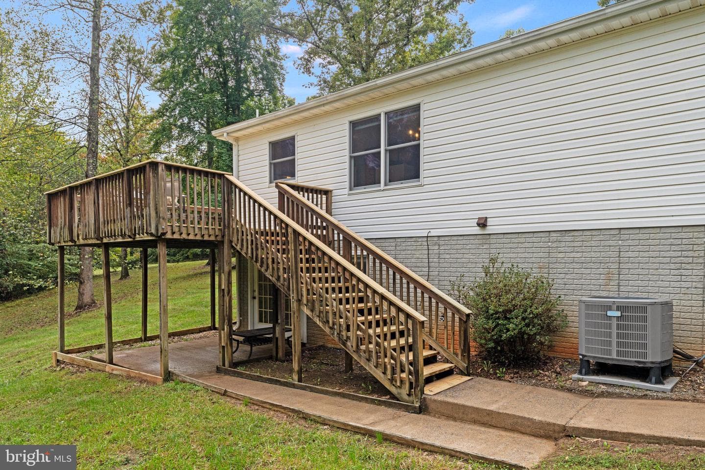 1056 Meander Run Road photo 19