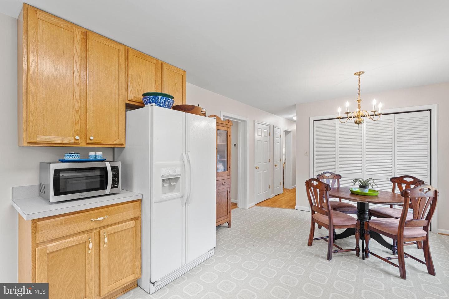 1056 Meander Run Road photo 6