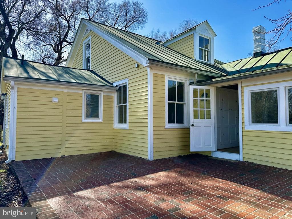 2331 Orange Road photo 10