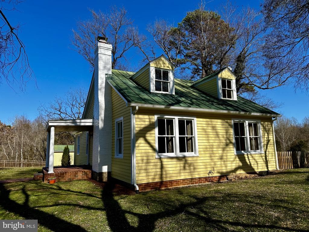 2331 Orange Road photo 2