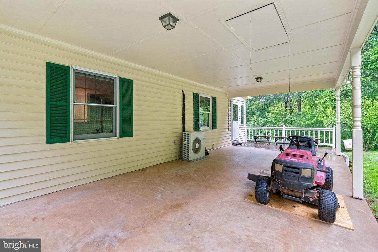 247 Rocky Hill Lane photo 35