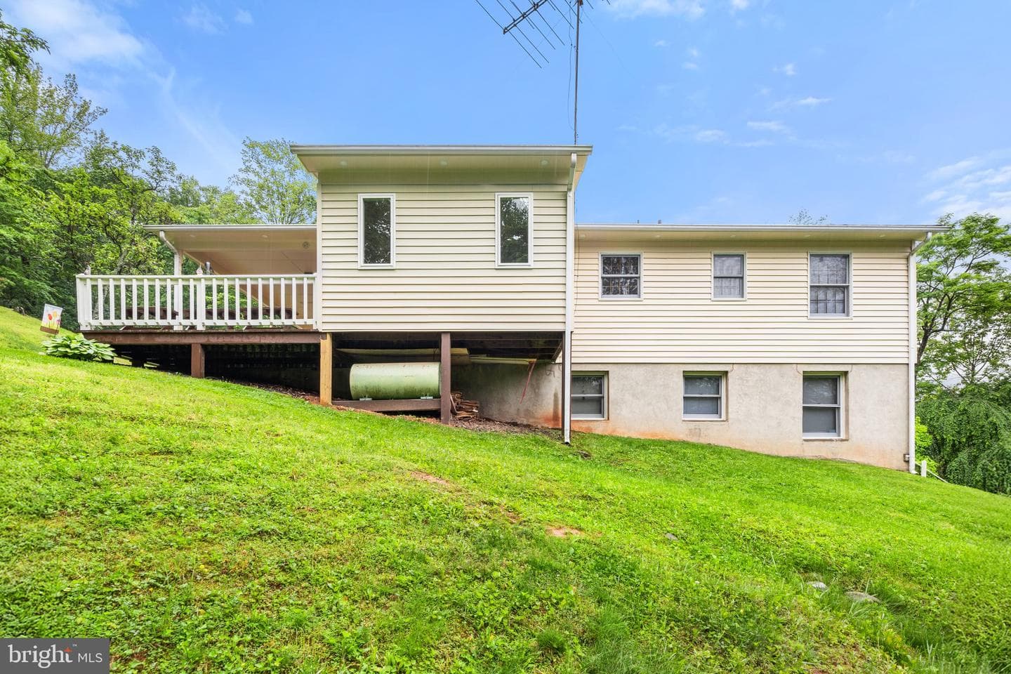 247 Rocky Hill Lane photo 38