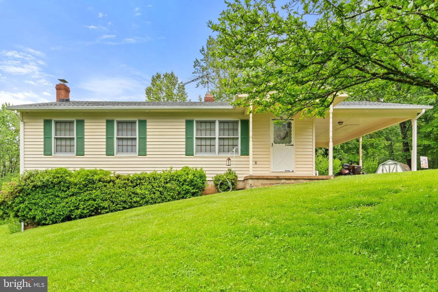 247 Rocky Hill Lane photo 5