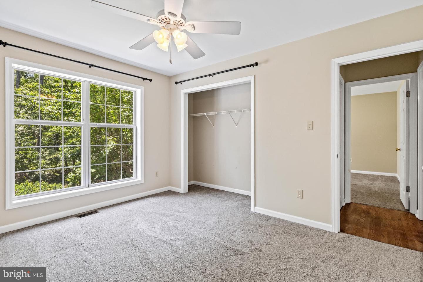 573 Liberty Lane photo 24
