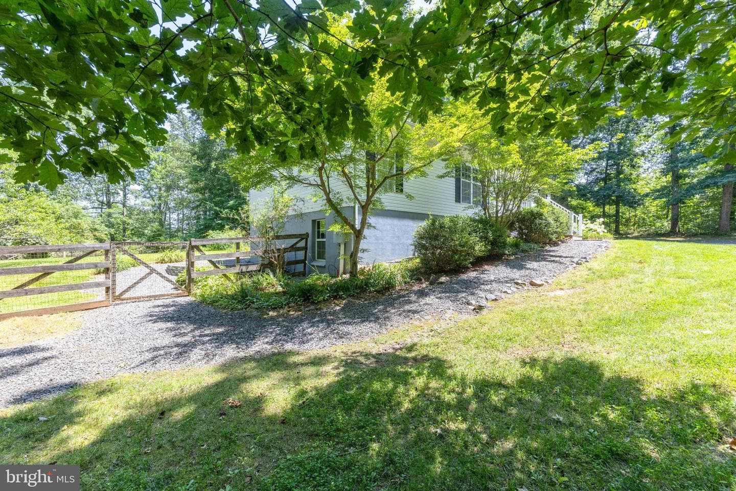 573 Liberty Lane photo 45