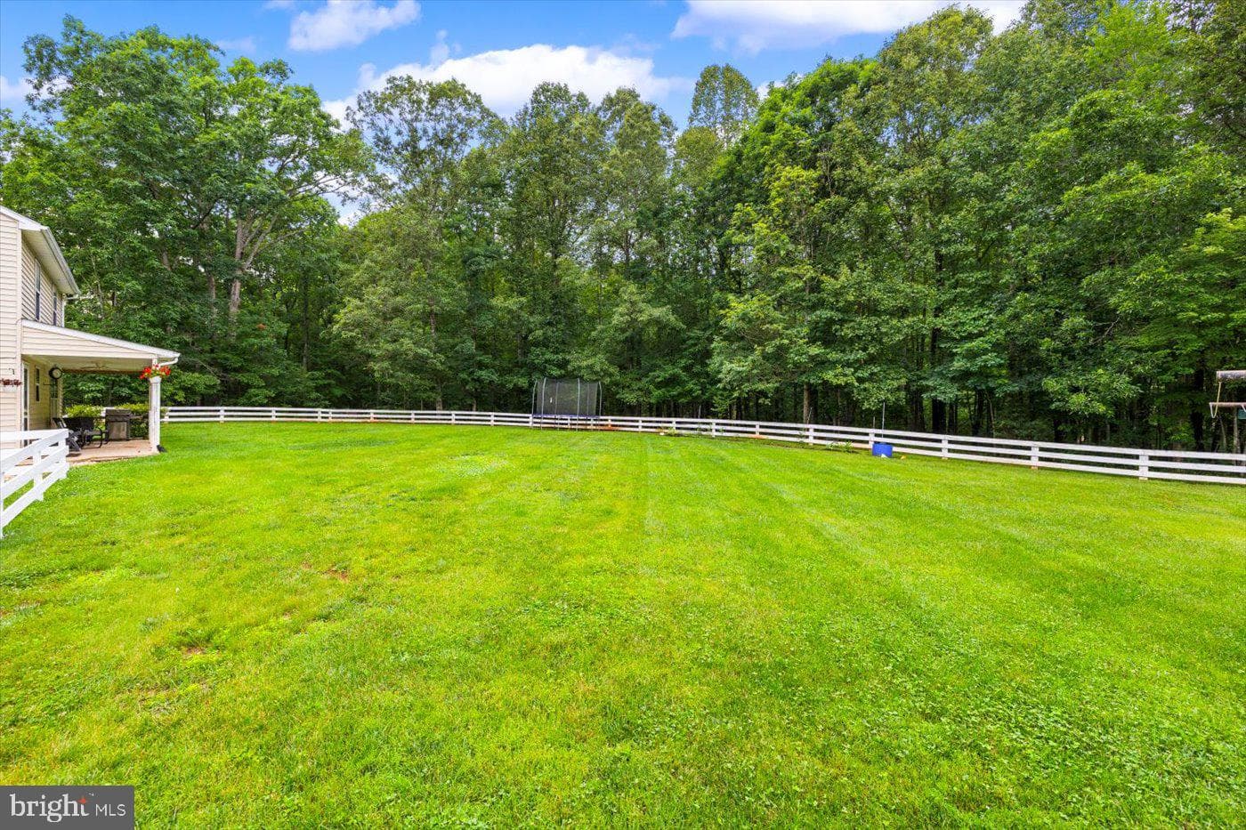 319 Fox Hunters Lane photo 10