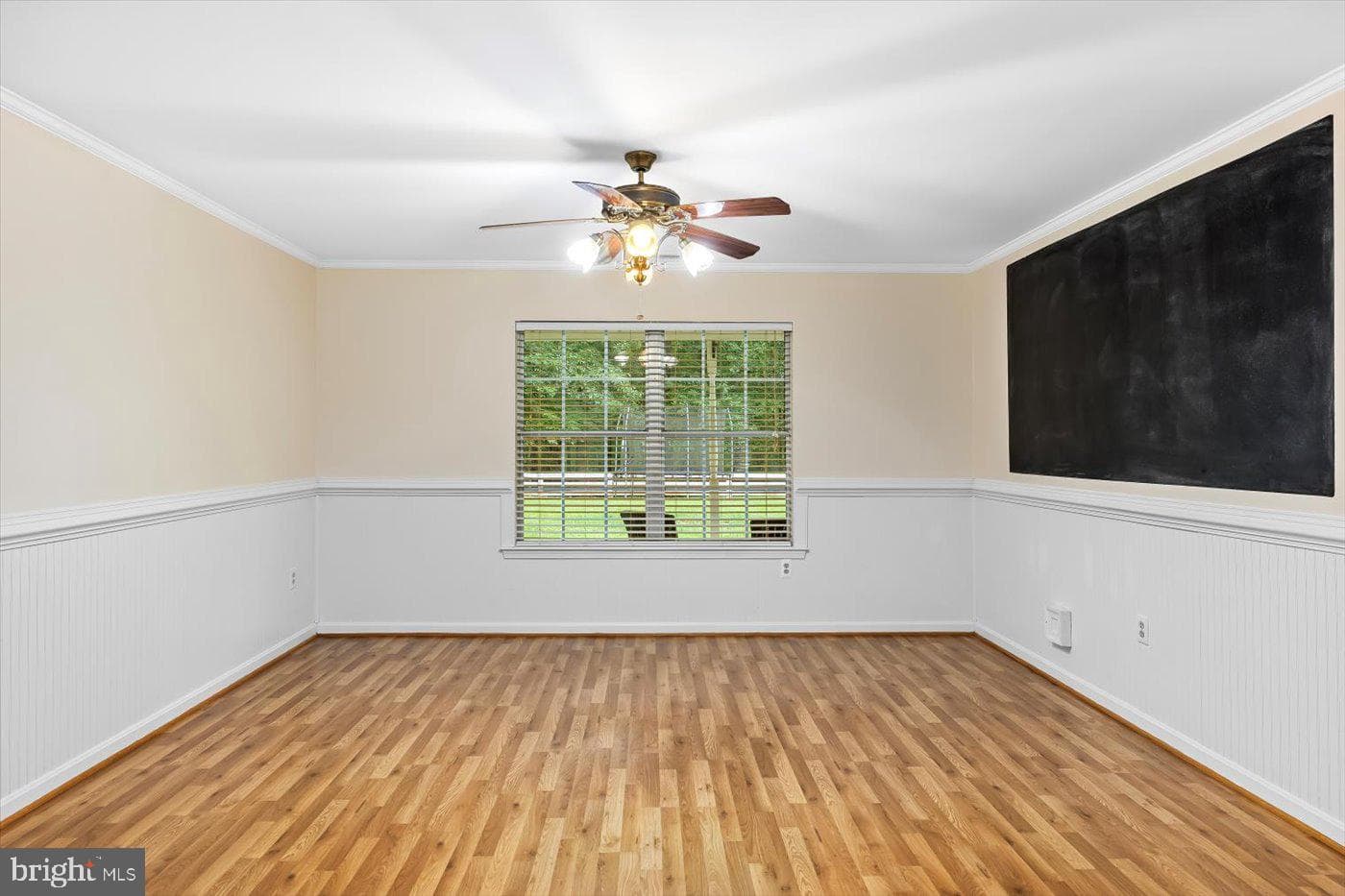 319 Fox Hunters Lane photo 21