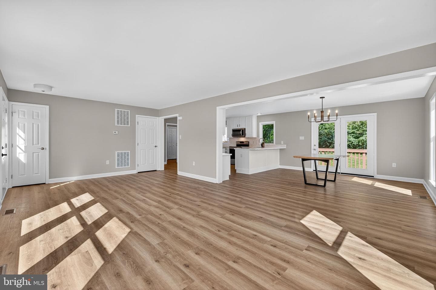 3057 Oak Park photo 15
