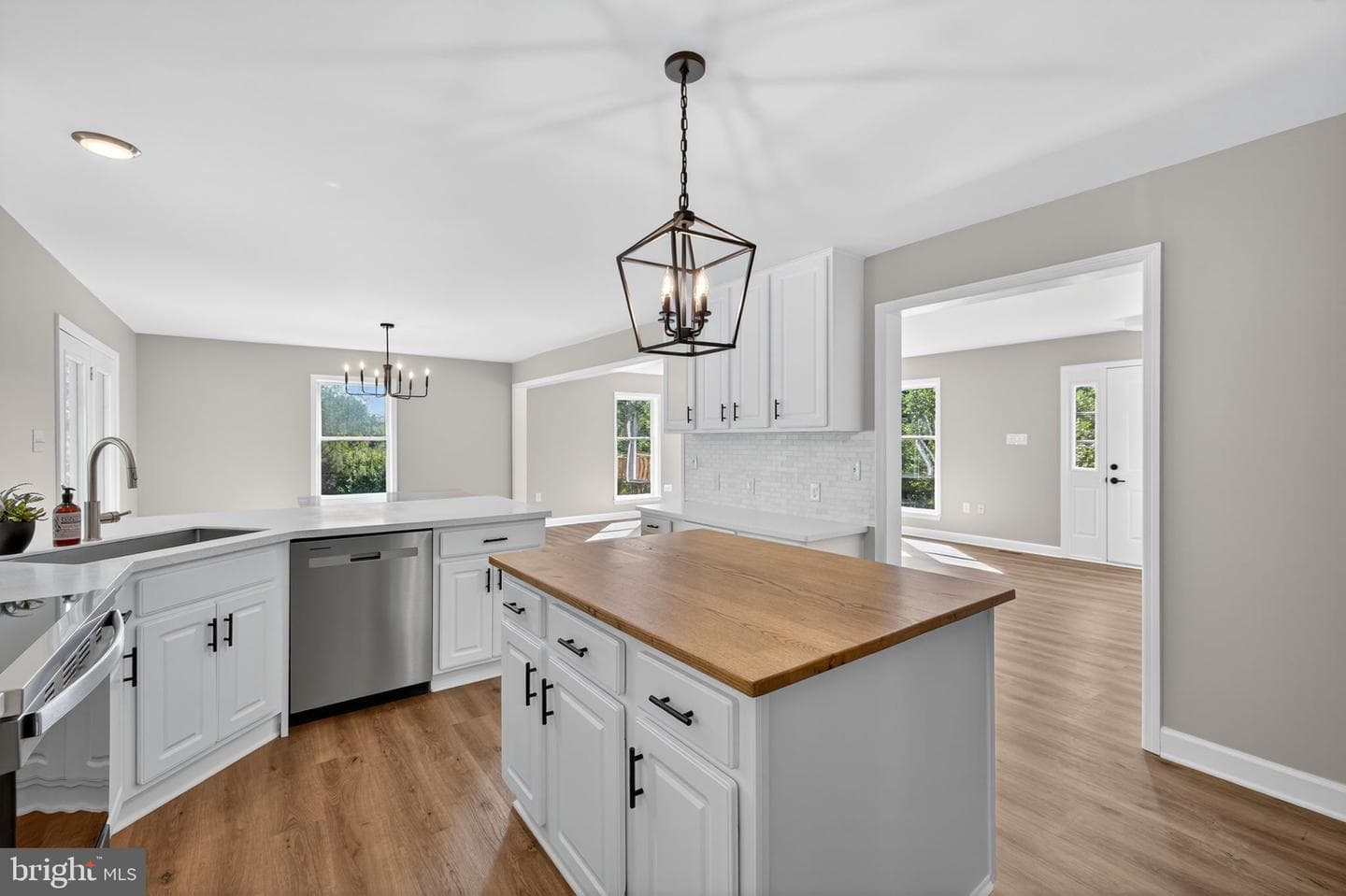 3057 Oak Park photo 23