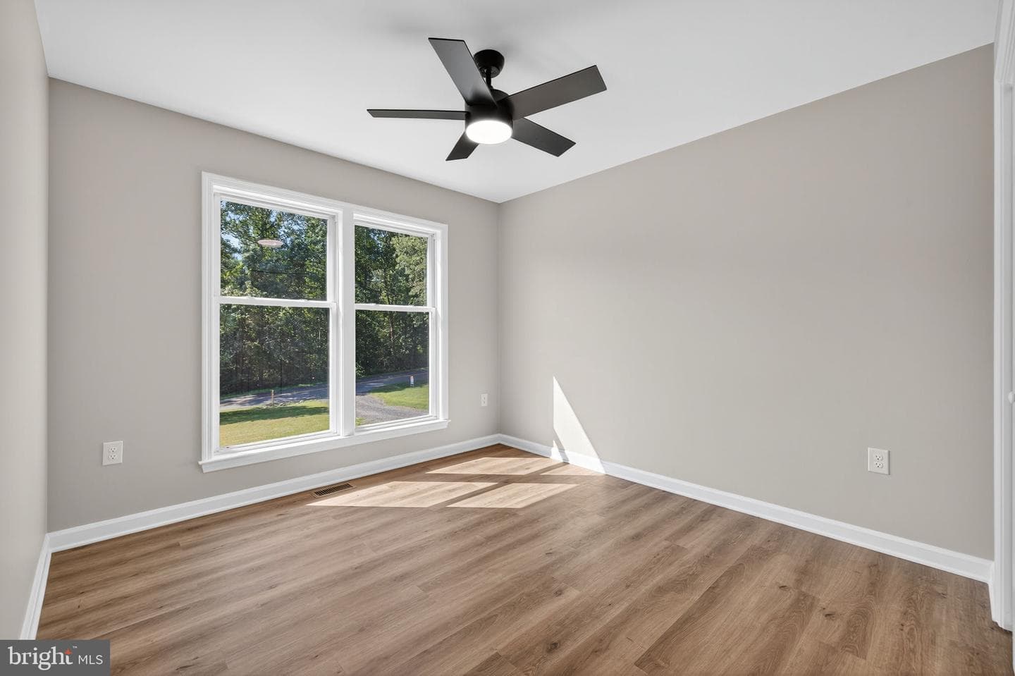 3057 Oak Park photo 35