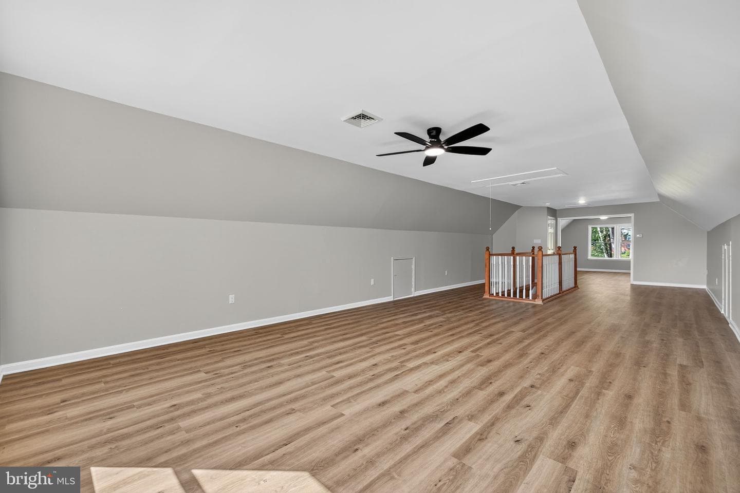 3057 Oak Park photo 45