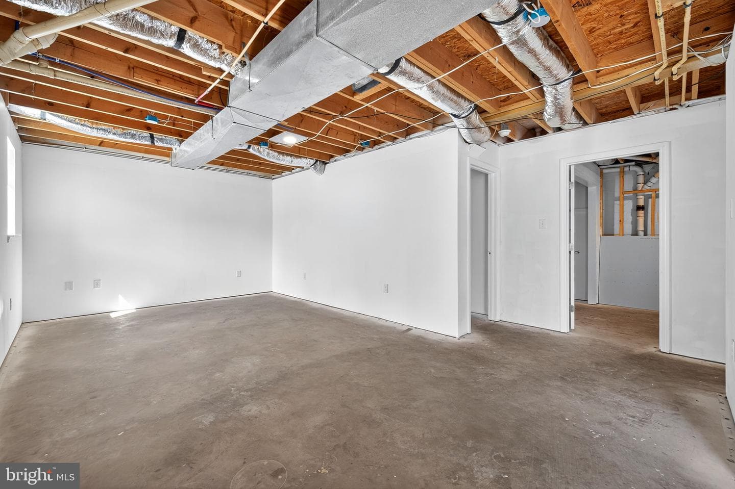 3057 Oak Park photo 59