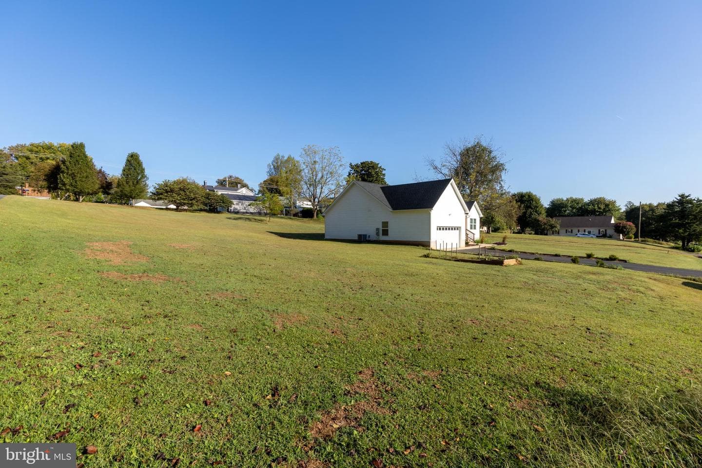 193 Smith Road photo 5