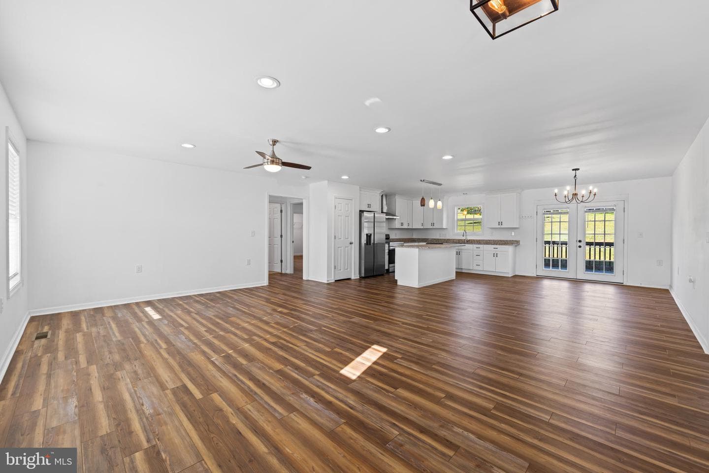 193 Smith Road photo 9