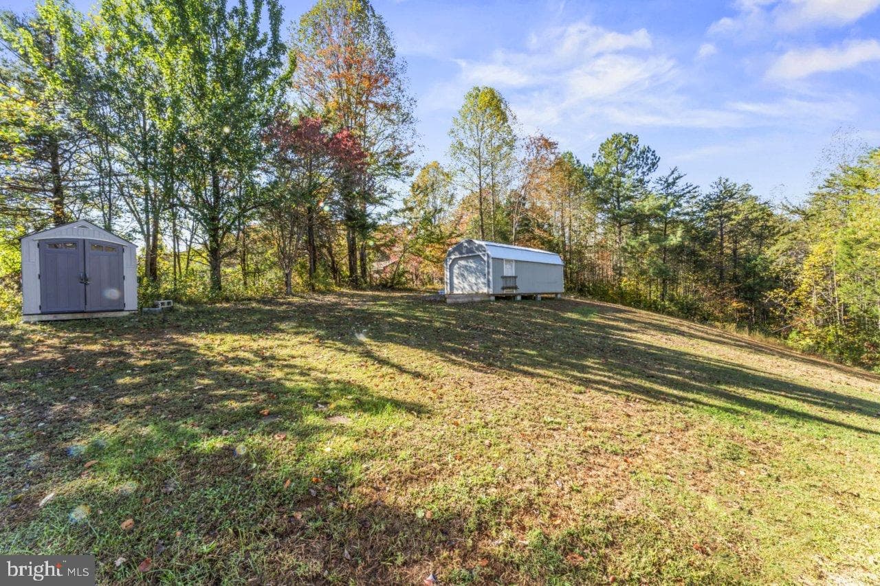 166 Bootons Lane photo 22