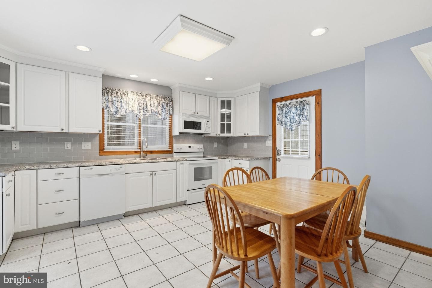 453 Lost Valley Road photo 16
