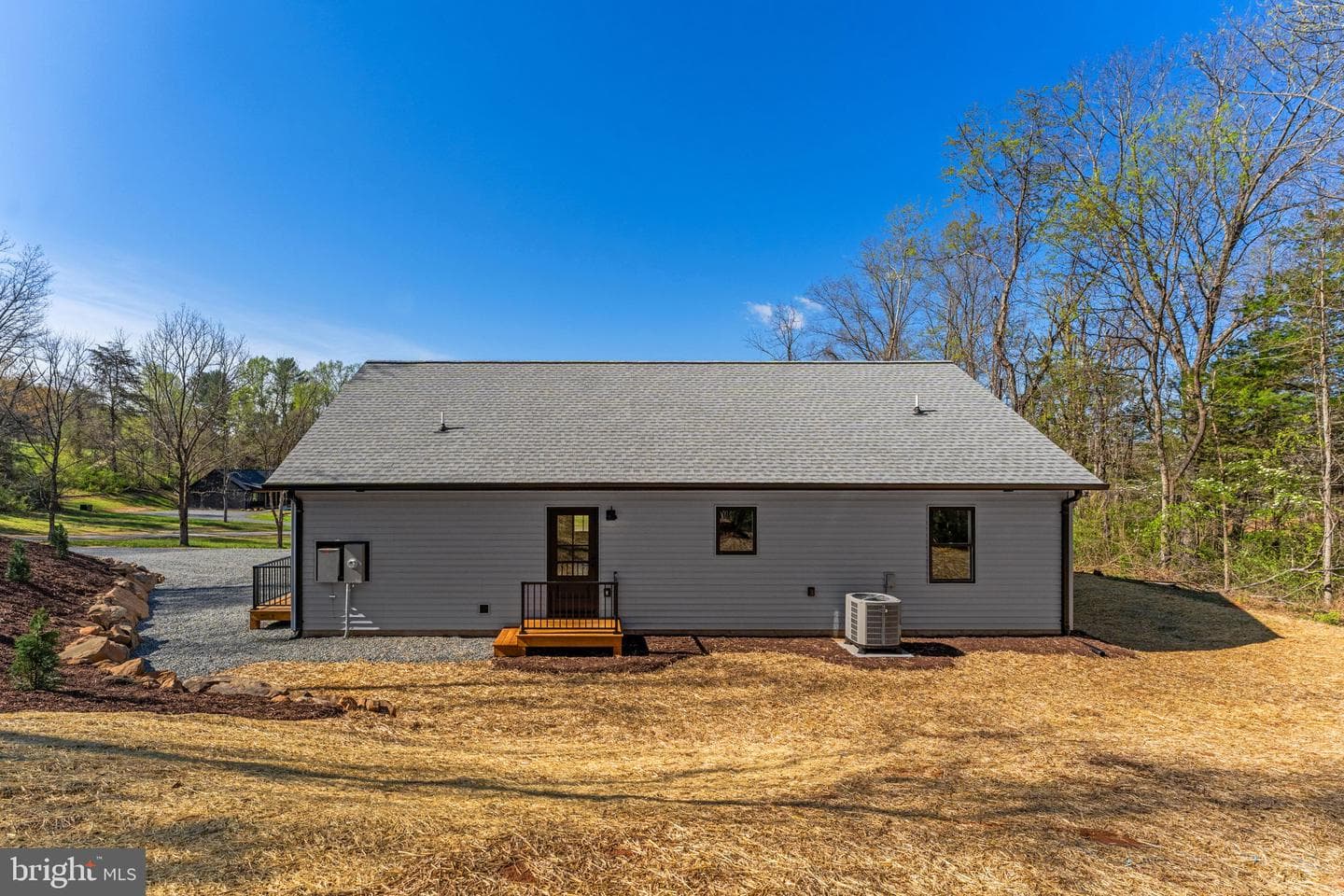 1787 Thoroughfare Road photo 48