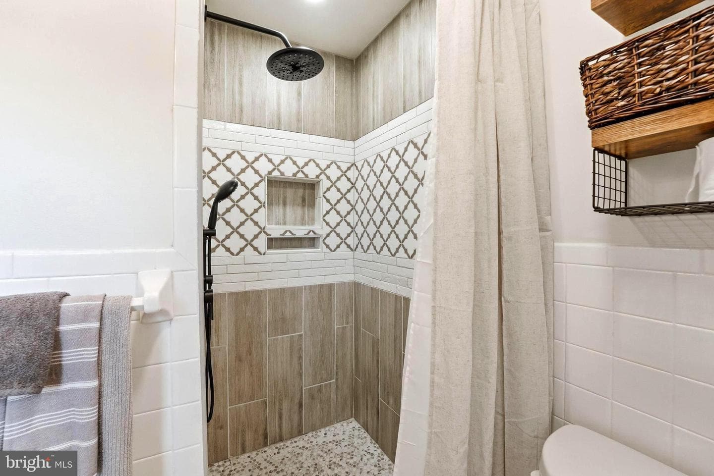 481 James City Road photo 27