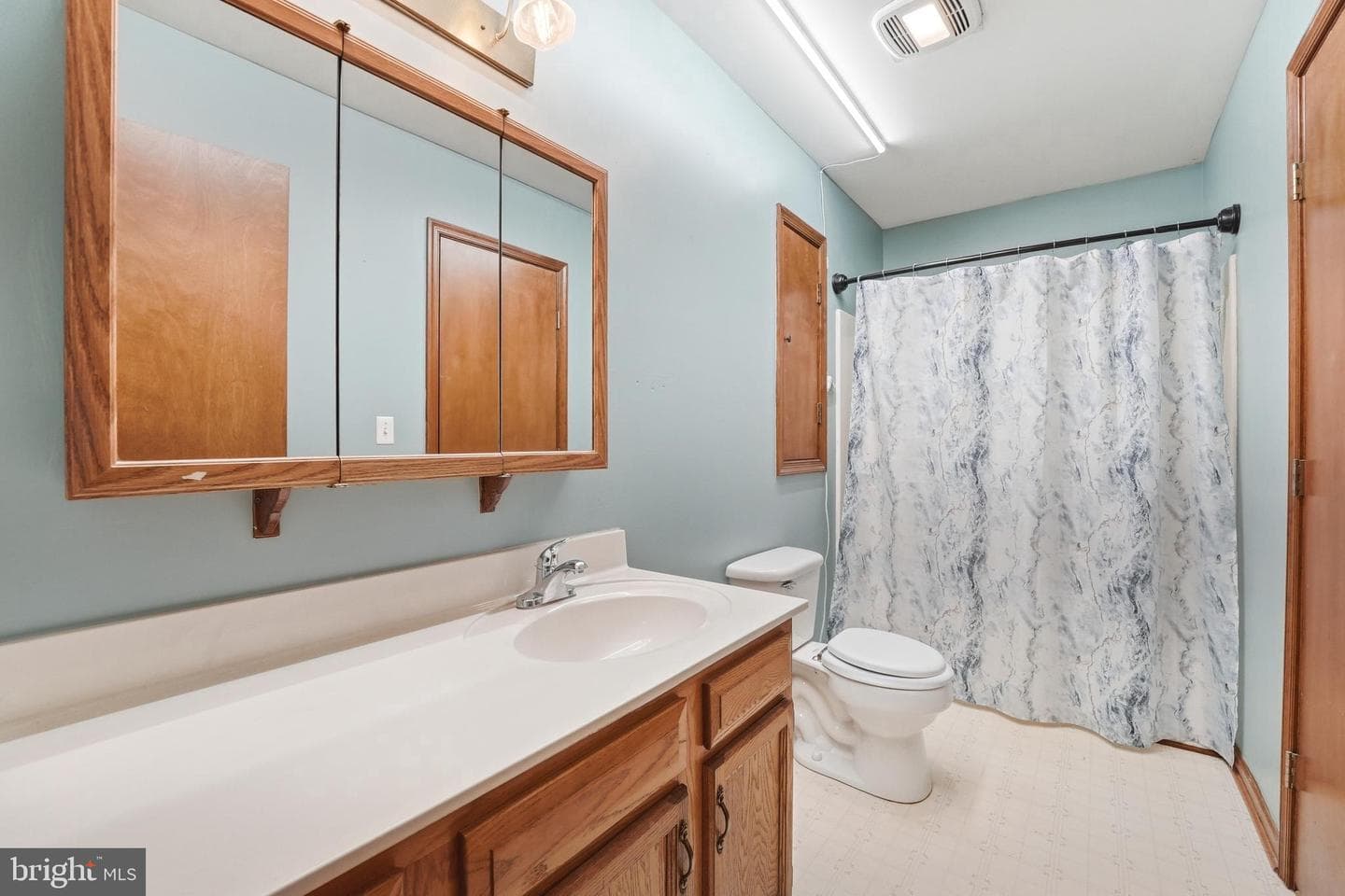2747 Twymans Mill photo 11