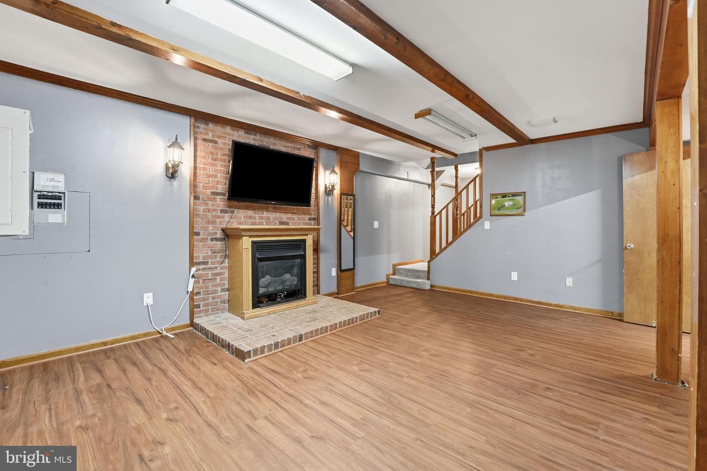 2747 Twymans Mill photo 18