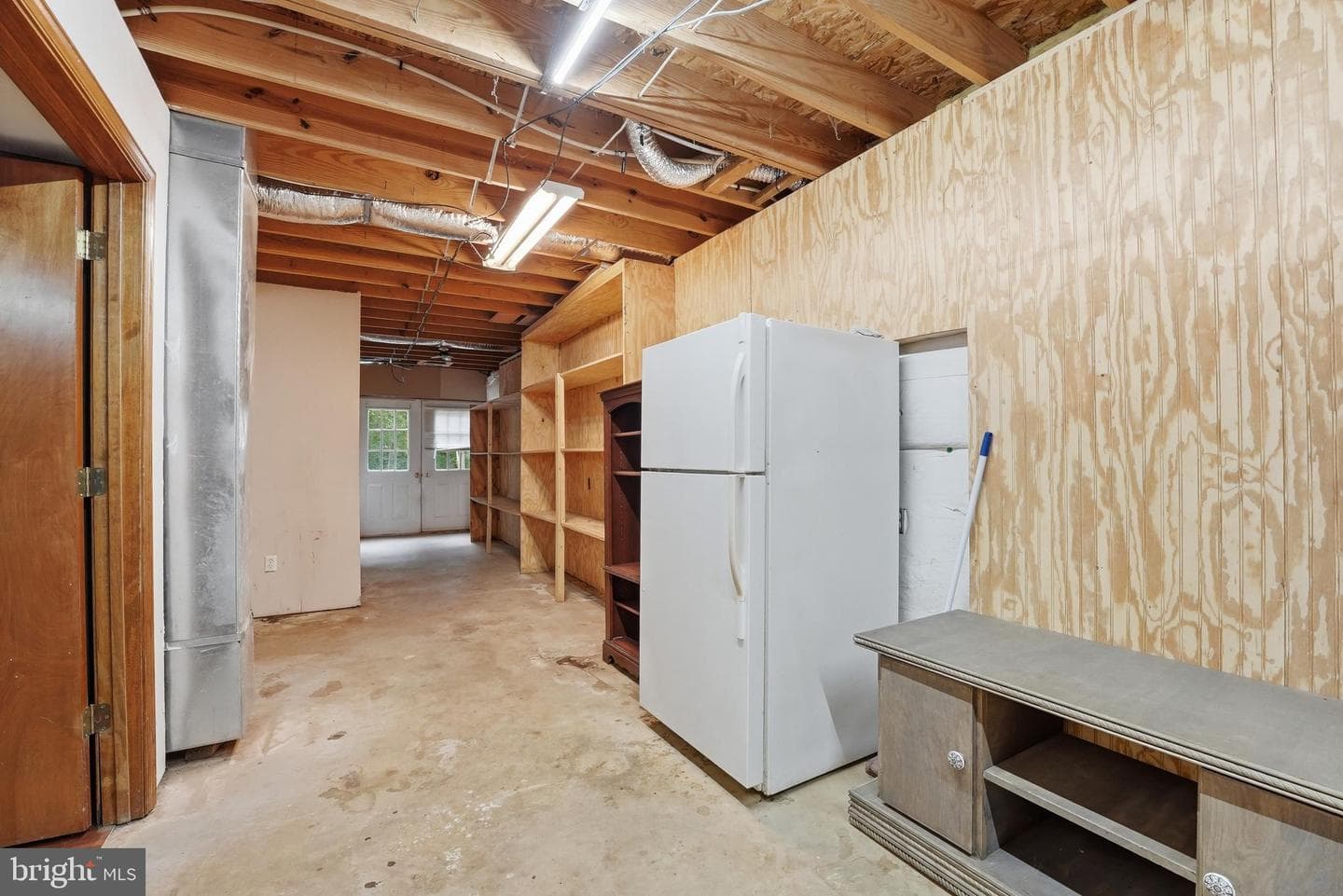 2747 Twymans Mill photo 25