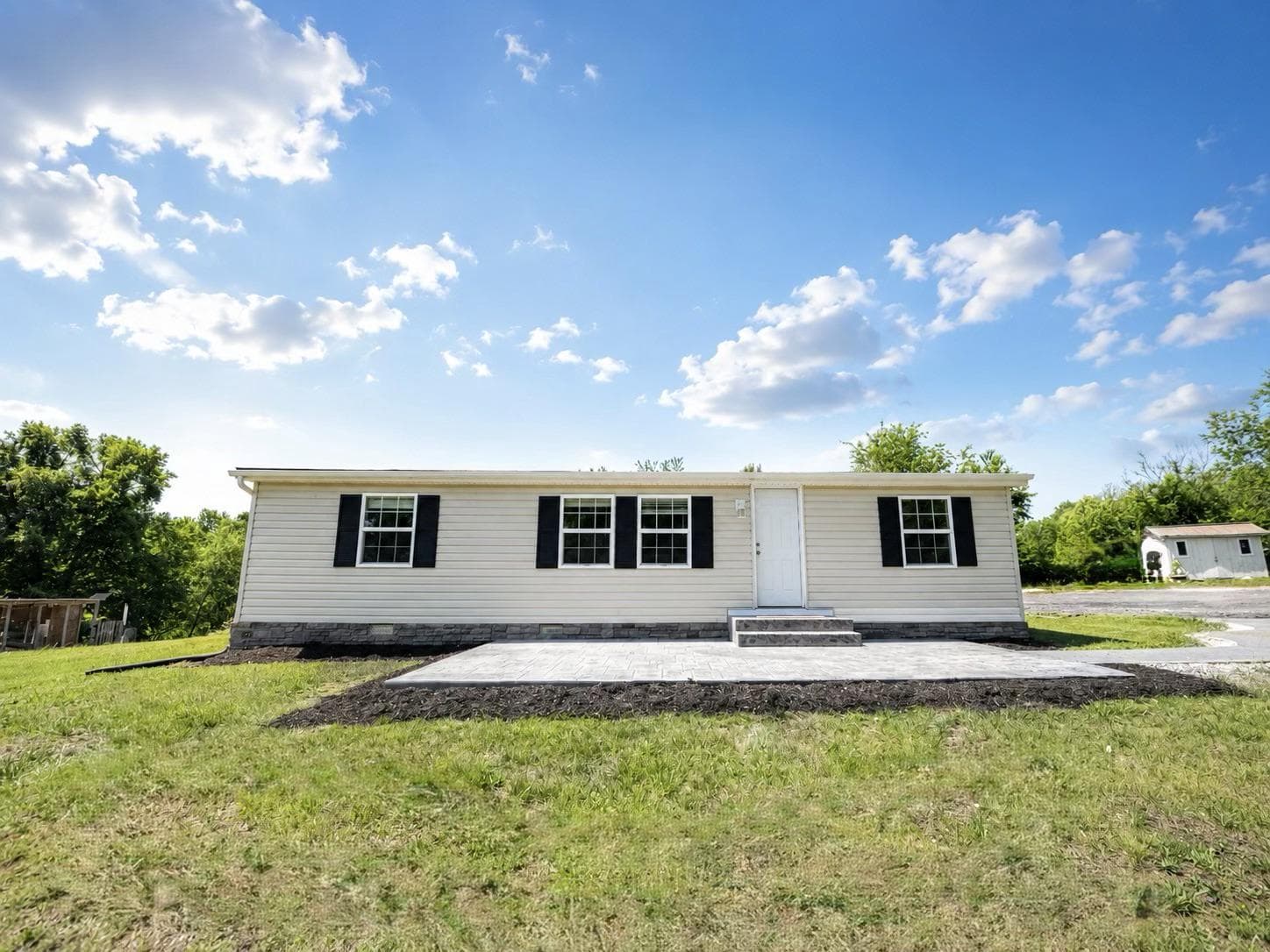 5878 N Seminole Trl, Brightwood