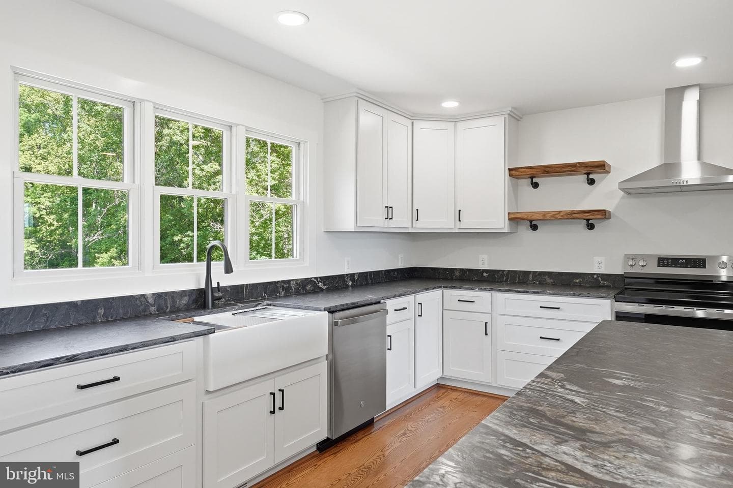 1548 James City Rd photo 18