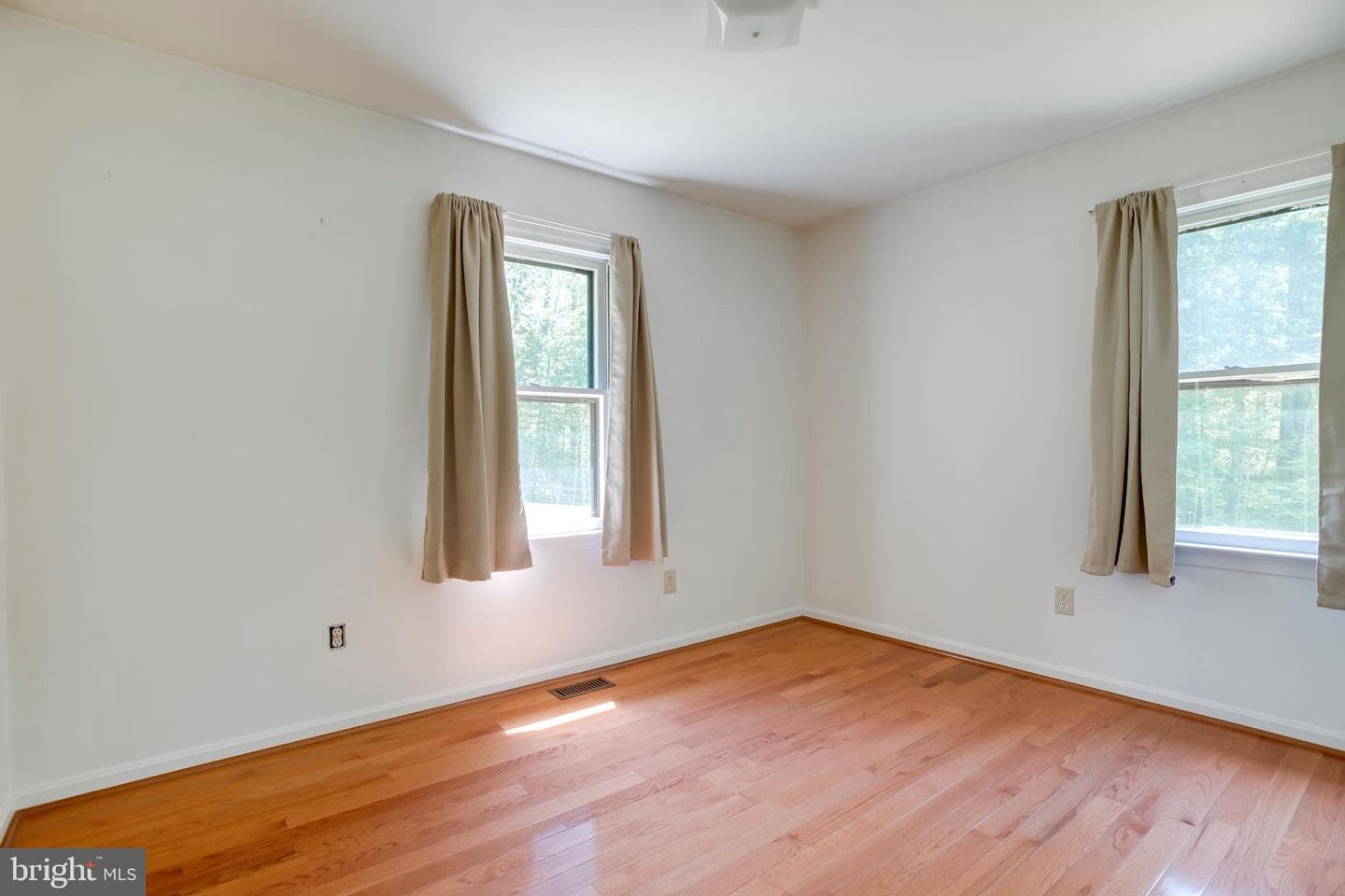 803 Weaver Hollow Road photo 11