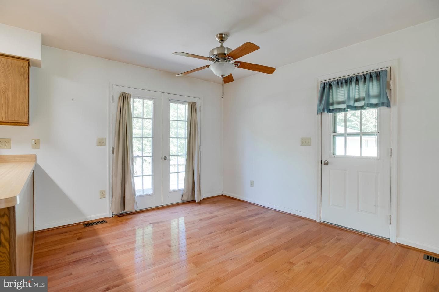 803 Weaver Hollow Road photo 8