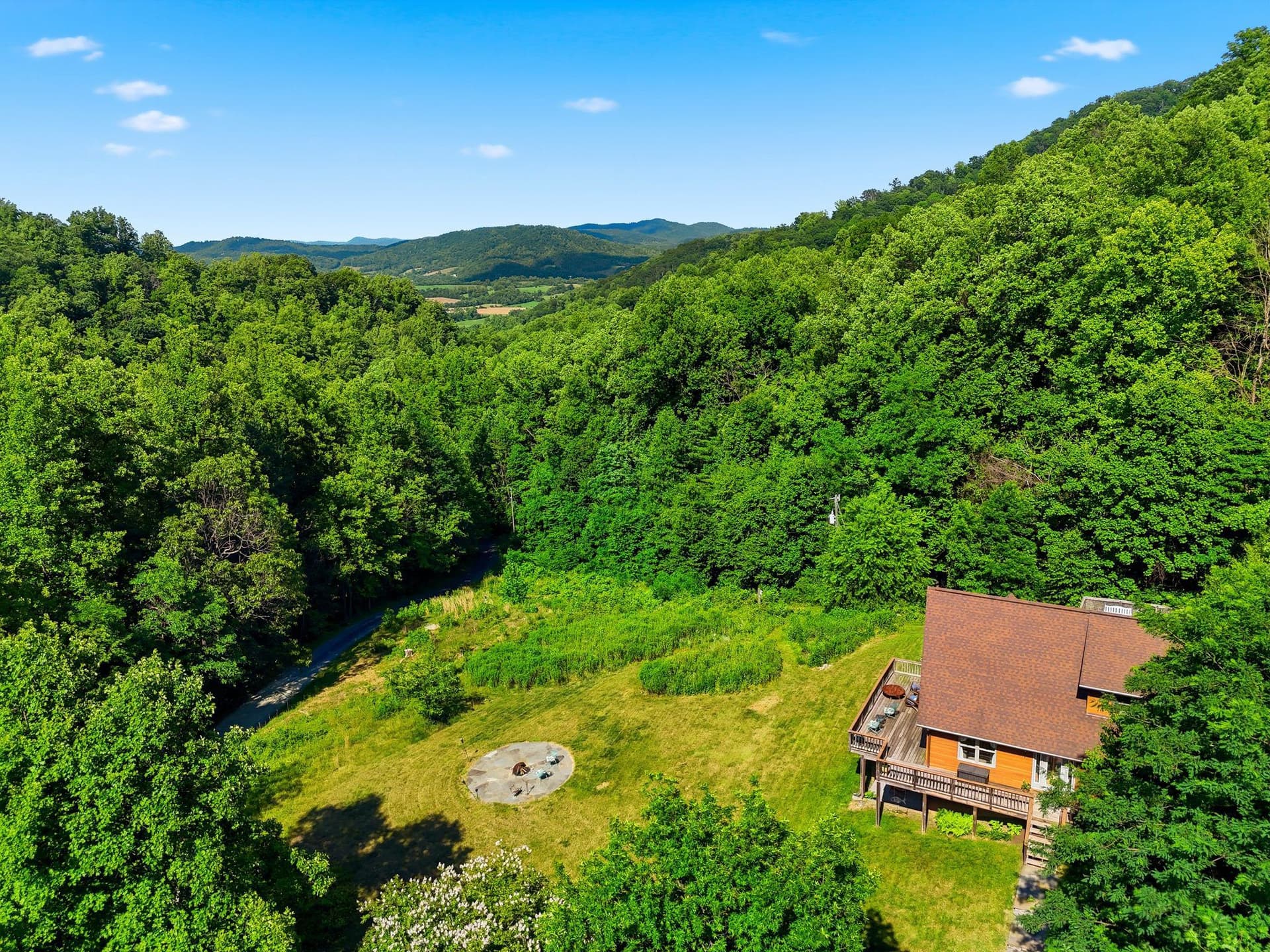 2411 Quaker Run Road photo 53