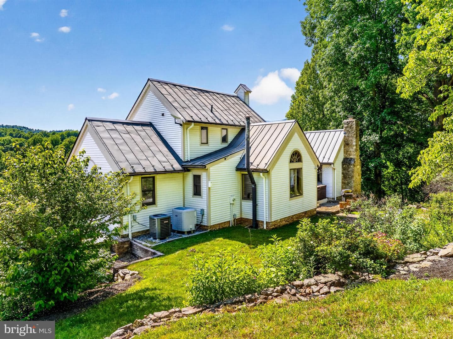 4028 S F T Valley Road photo 88