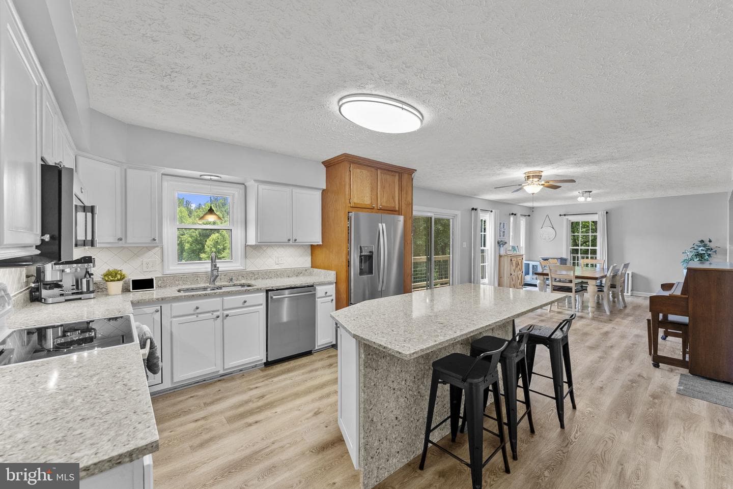 1515 Desert Road photo 17
